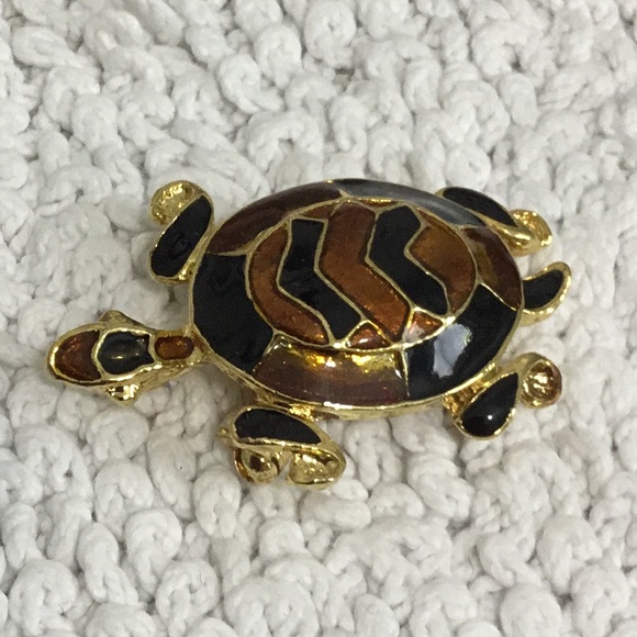Vintage Goldtone Black and Amber Enamel Turtle Brooch Pendant - Picture 3 of 8